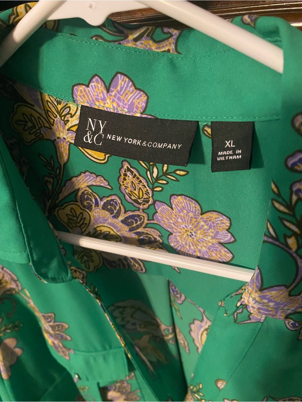 NY&C floral button up blouse - Picture 2 of 2